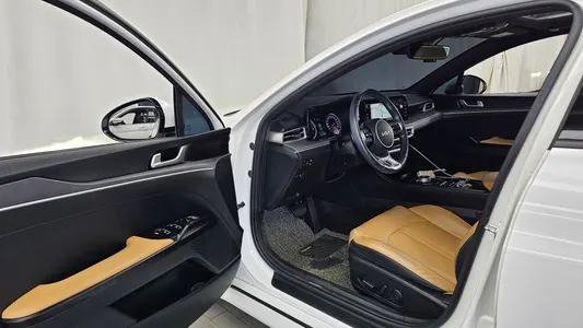 Kia K5 3 2021 10