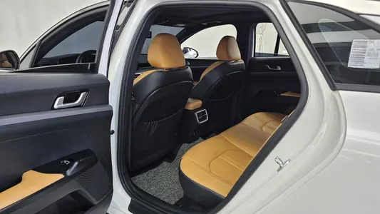 Kia K5 3 2021 26