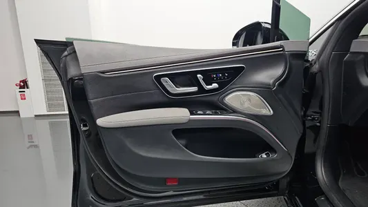 Mercedes-Benz EQS V297 EQS350 2022 24
