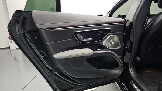 Mercedes-Benz EQS V297 EQS350 2022 25