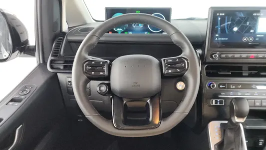 Hyundai 스타리아 HEV 1.6T 5 2026 13
