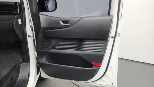 Hyundai 스타리아 HEV 1.6T 5 2026 24