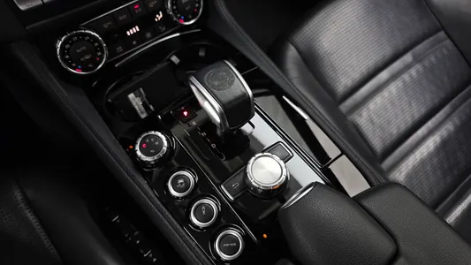 Mercedes-Benz CLS-Class W218 CLS63 AMG 2011 9