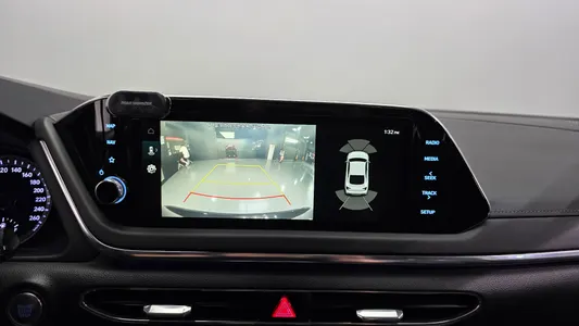 Hyundai (DN8) 2022 15