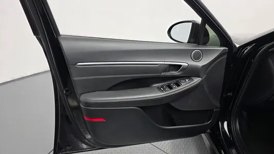 Hyundai (DN8) 2022 24