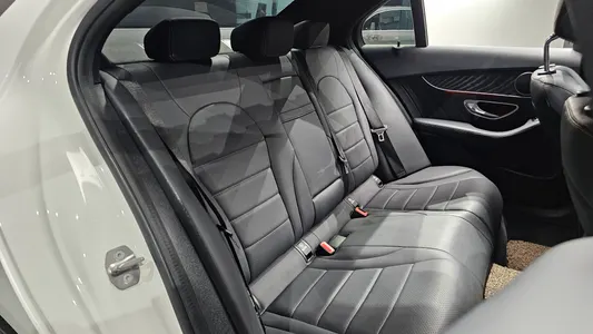 Mercedes-Benz C-Class W205 C200 4MATIC AMG Line 2018 11
