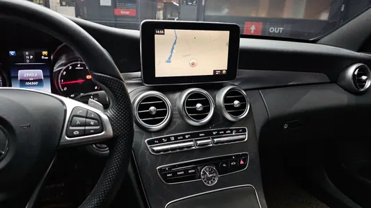 Mercedes-Benz C-Class W205 C200 4MATIC AMG Line 2018 16