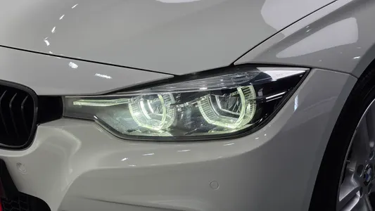 BMW 3 Series (F30) 330i M 2018 22