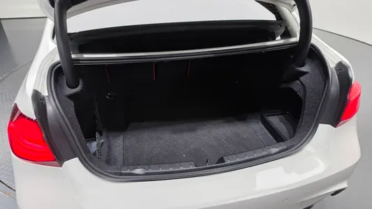 BMW 3 Series (F30) 330i M 2018 31