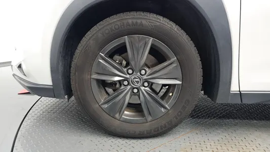 Lexus UX250h 2.0 2WD 2019 5