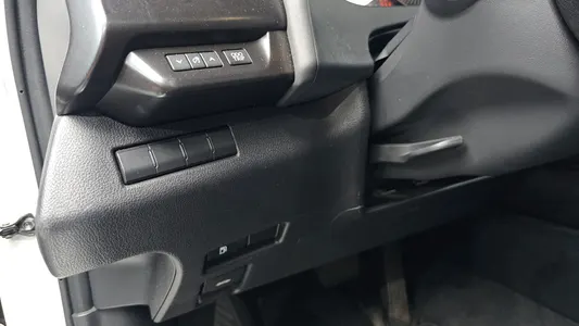 Lexus UX250h 2.0 2WD 2019 14