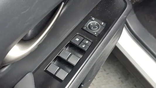 Lexus UX250h 2.0 2WD 2019 30