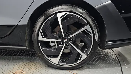 Hyundai 6 AWD 2025 22