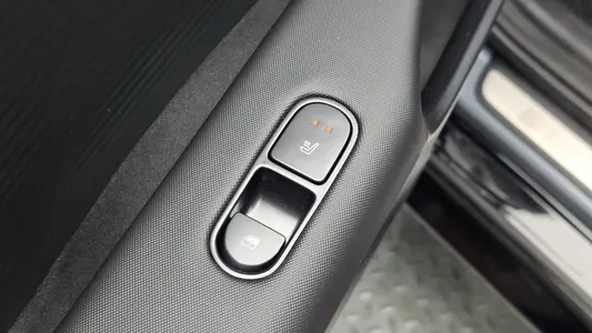 Hyundai 6 AWD 2025 32