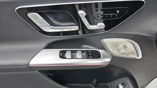 Mercedes-Benz EQE V295 EQE350 4MATIC 2023 31