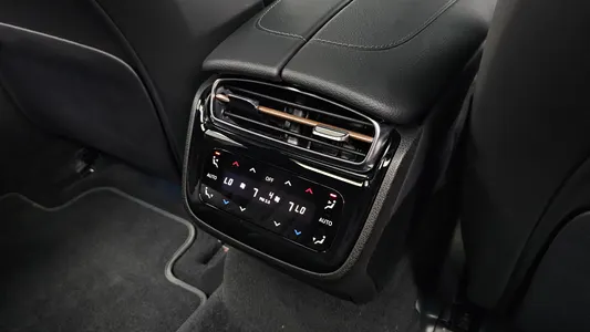 Mercedes-Benz EQE V295 EQE350 4MATIC 2023 32