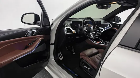 BMW X5 (G05) xDrive 40i M 2024 10