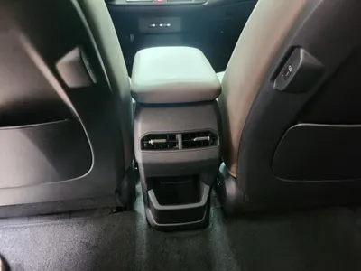 Kia EV4 2WD 2026 16