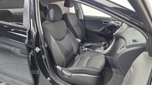 Hyundai MD LPI M16 2012 12