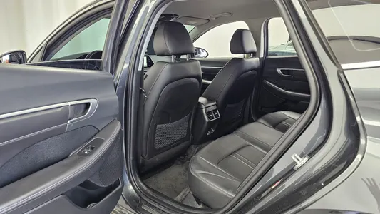 Hyundai (DN8) 2.0 2022 11