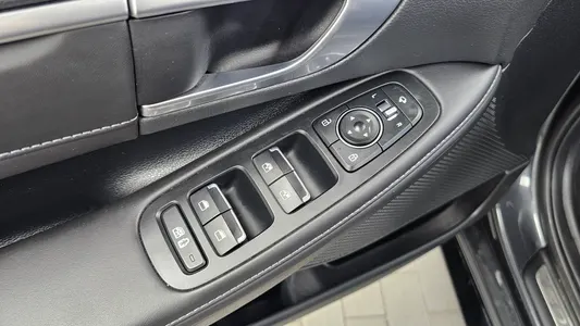 Hyundai (DN8) 2.0 2022 15