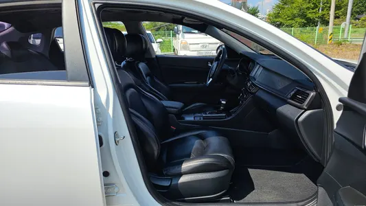 Kia K5 2 2.0 MX 2018 11
