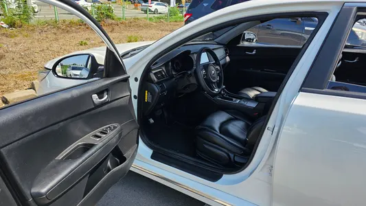 Kia K5 2 2.0 MX 2018 10