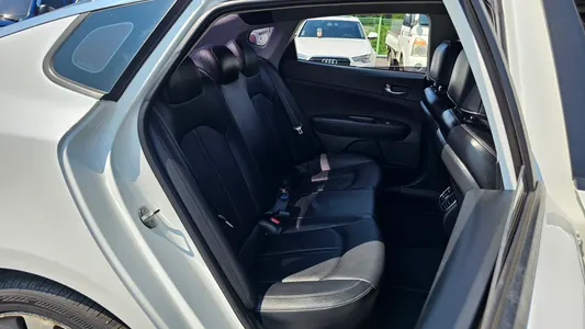 Kia K5 2 2.0 MX 2018 26