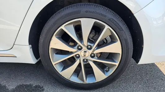 Kia K5 2 2.0 MX 2018 21