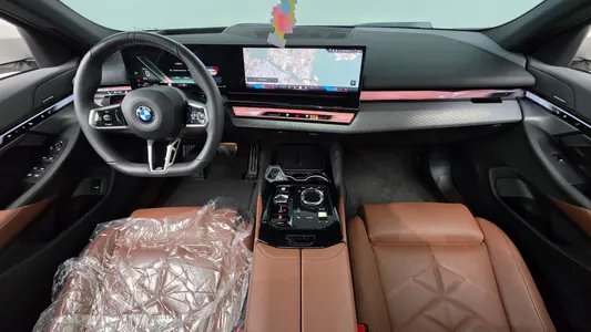 BMW 5 Series (G60) 530i xDrive M 2025 7