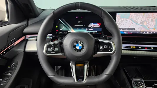 BMW 5 Series (G60) 530i xDrive M 2025 13