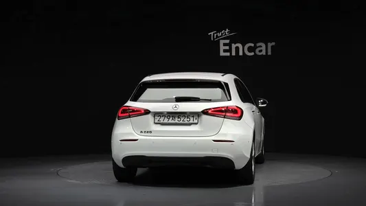 Mercedes-Benz A-Class W177 A220 2020 4