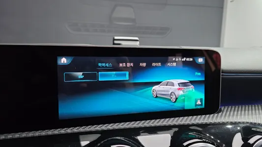 Mercedes-Benz A-Class W177 A220 2020 15