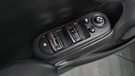 MINI 쿠퍼 5 2020 29