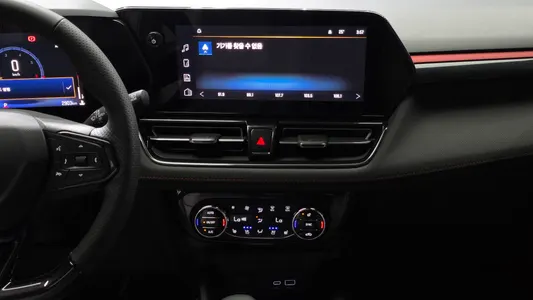 Chevrolet 트레일블레이저 1.3 2WD 2024 19