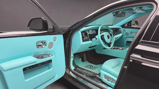 Rolls-Royce 고스트 6.6 EWB V12 2019 10