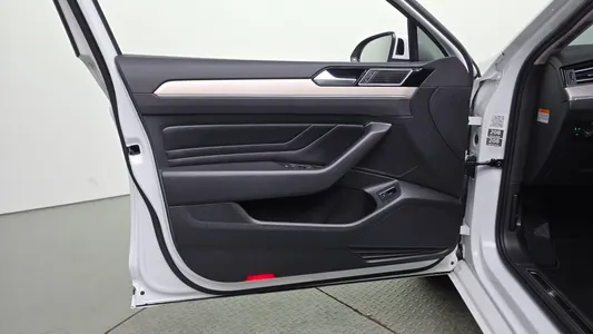 Volkswagen GT(B8) 2.0 TDI 2022 24