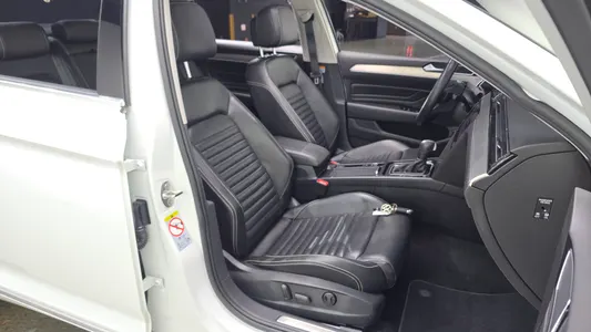 Volkswagen GT(B8) 2.0 TDI 2022 26
