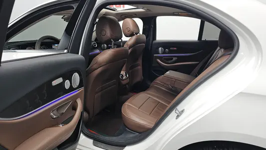 Mercedes-Benz E-Class W213 E300 4MATIC 2018 11