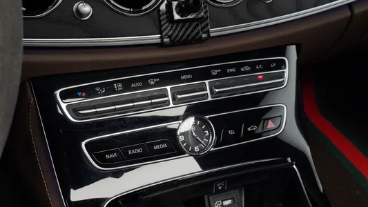 Mercedes-Benz E-Class W213 E300 4MATIC 2018 19