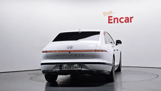 Hyundai (GN7) 2023 4