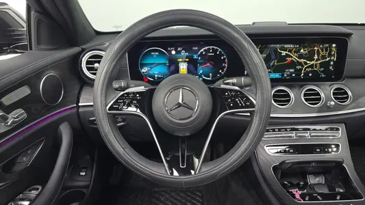 Mercedes-Benz E-Class W213 E250 AMG Line 2023 13