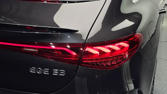 Mercedes-Benz EQE V295 EQE53 AMG 4MATIC+ 2023 23