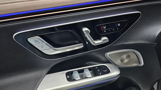Mercedes-Benz EQE V295 EQE53 AMG 4MATIC+ 2023 33