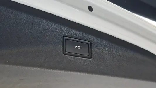 Volkswagen 2 2.0 TDI 2022 33