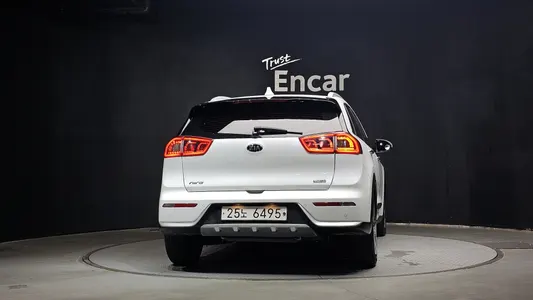 Kia Niro 2018 4