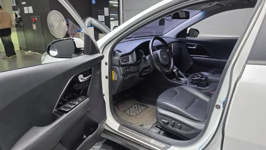 Kia Niro 2018 10