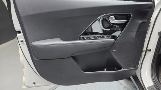 Kia Niro 2018 24