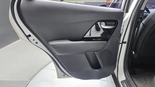Kia Niro 2018 25