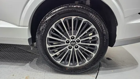 Hyundai (LX3) HEV 2.5T 4WD 9 2025 22